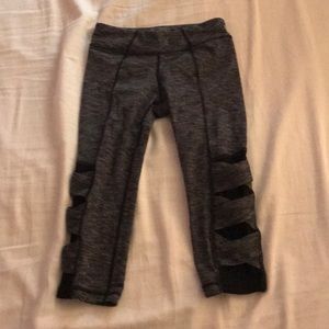Athleta Cropped Leggings